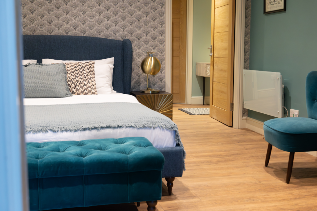 Shearsby Bath - The Courtyard Suite - Countryside Accommodation - 03